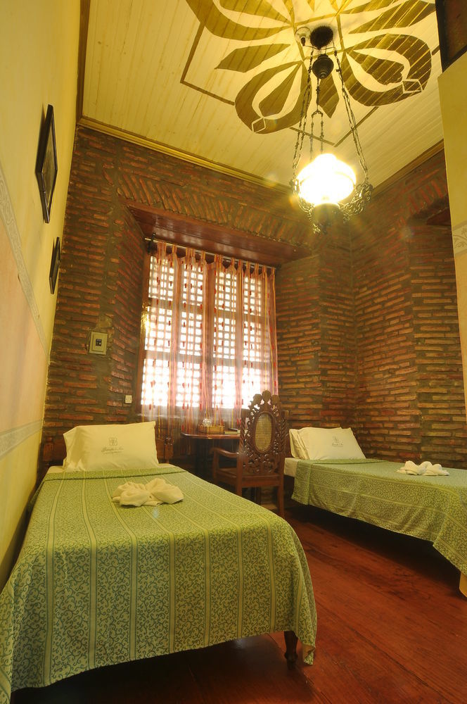 Zen Rooms Grandpa'S Inn Vigan Bagian luar foto