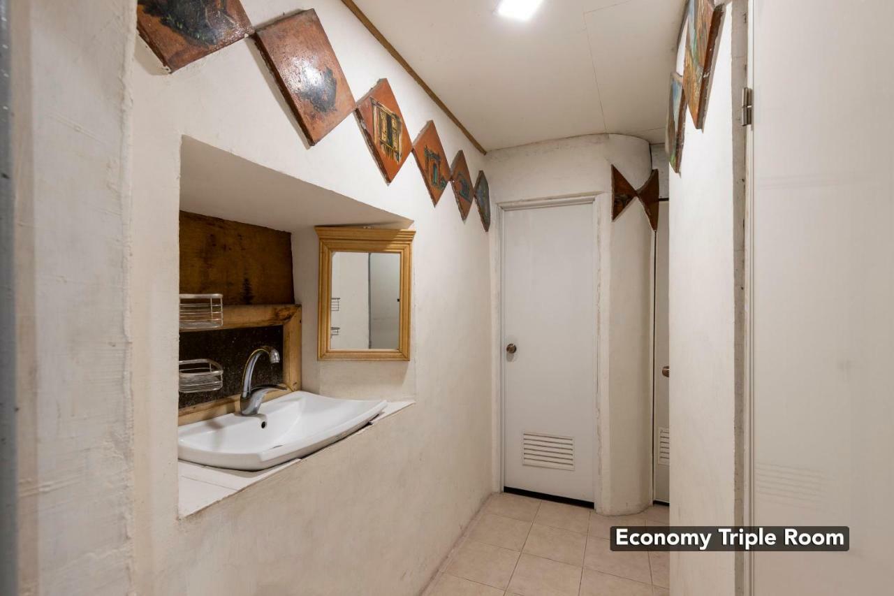 Zen Rooms Grandpa'S Inn Vigan Bagian luar foto